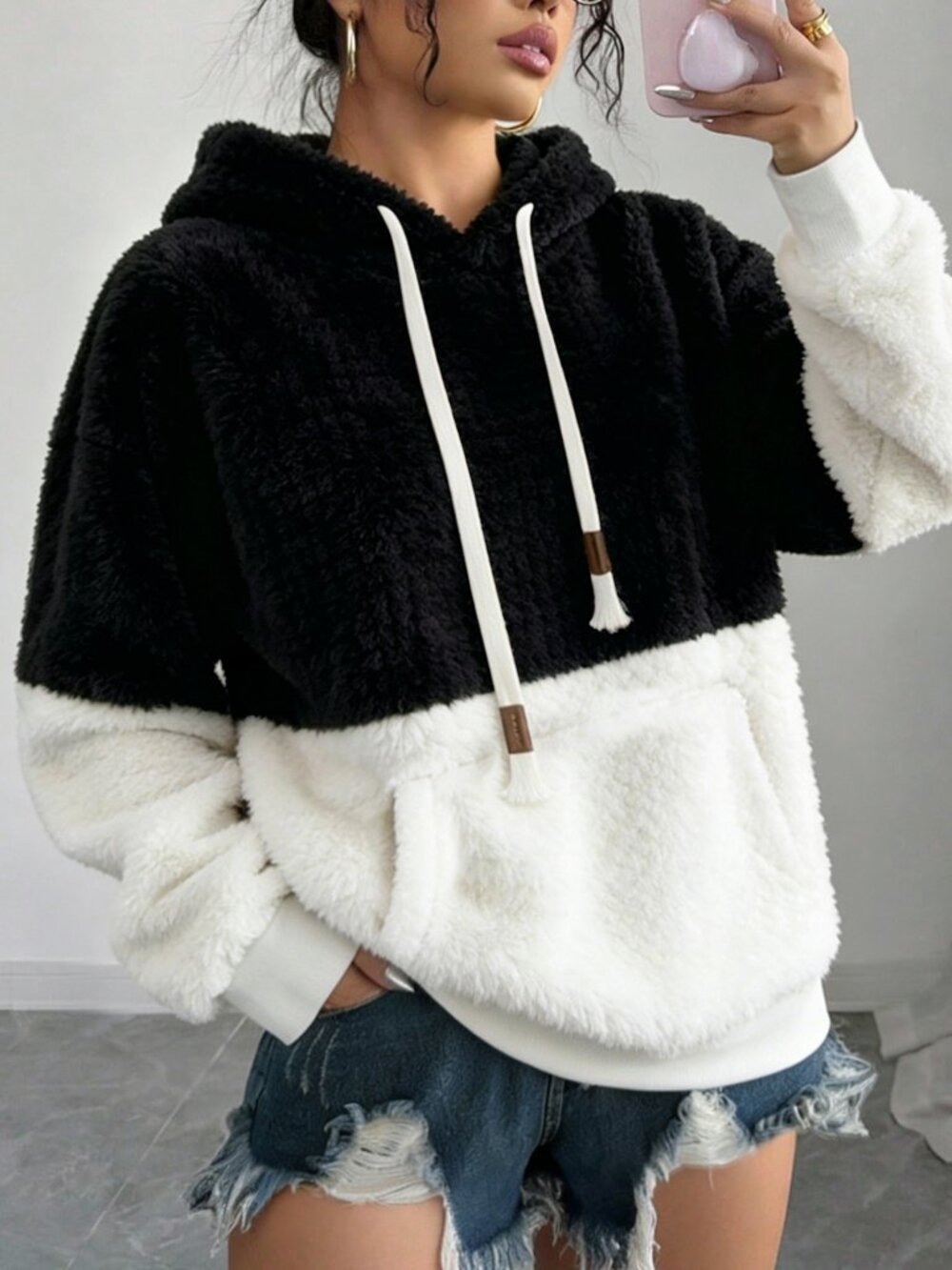 Black And White Casual Women's Drawstring Pocket Hooded Drop Shoulder Pullover